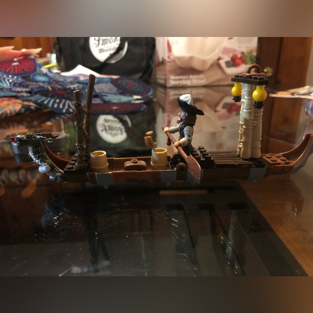 Mega Bloks Pirates of the Caribbean #1073 Barbossa NOT LEGO